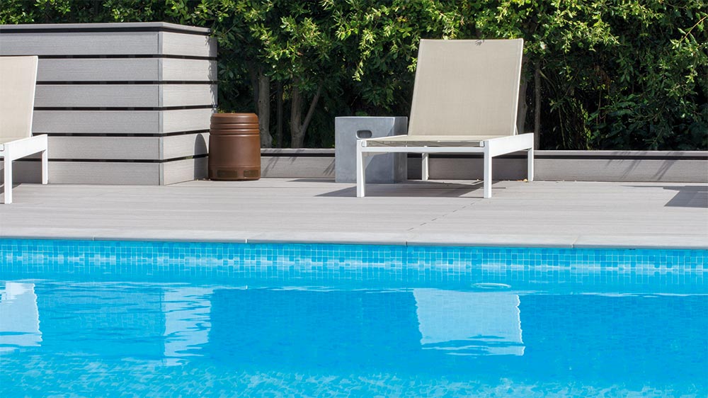 Monitor Audio Clg 140 udend&oslash;rsh&oslash;jttaler opsat p&aring; husmur